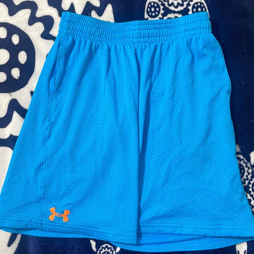 Blue Kids shorts, Youth LG. UNDER ARMOUR